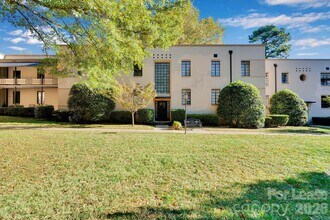 Building Photo - 1121 Myrtle Ave
