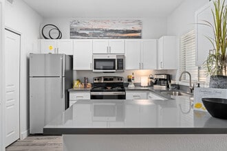 Broadstone Tempe Station apartments — community photo - Broadstone Tempe Station