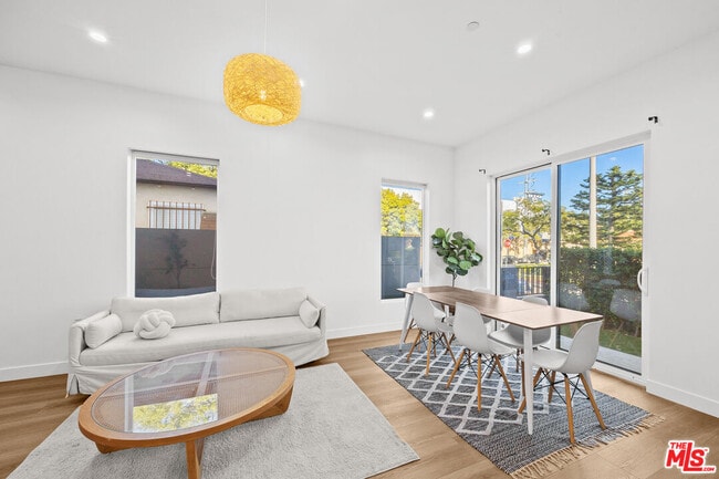 Building Photo - 1905 S Corning St