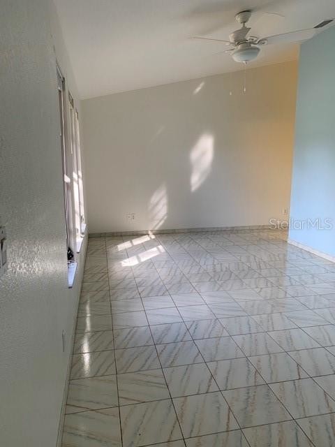 Foto del edificio - 1280 Inverness St