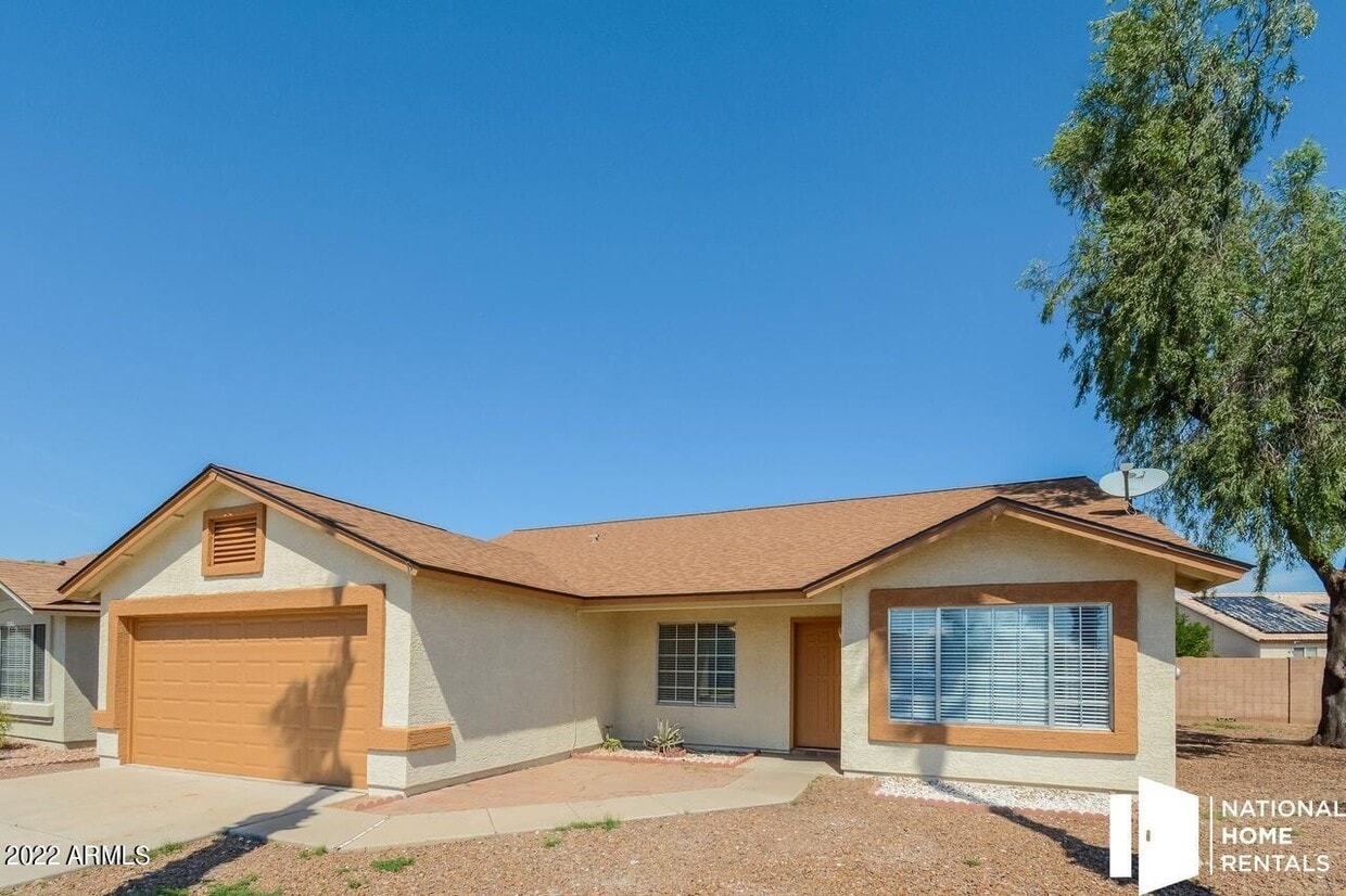 14330 W Ely Dr, Surprise, AZ 85374 House Rental in Surprise, AZ