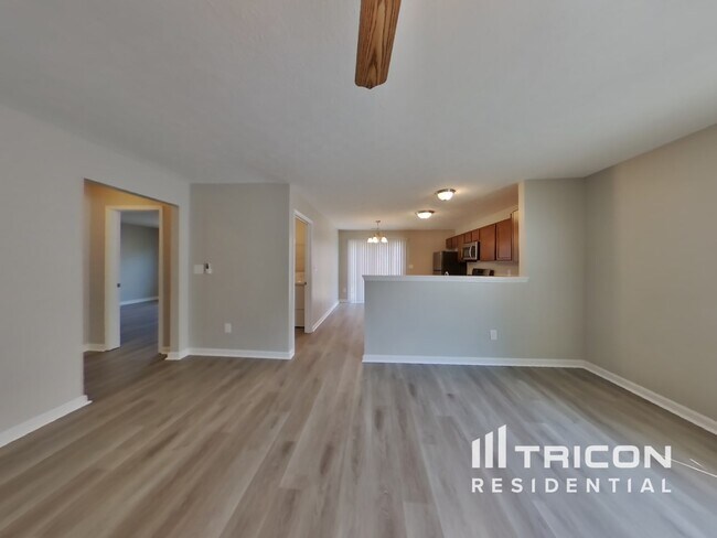Building Photo - 8276 S Firefly Dr