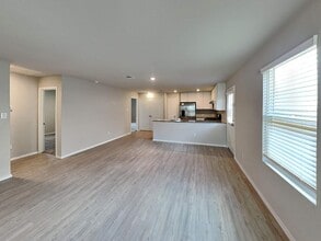 Building Photo - 10618 Varmus Dr