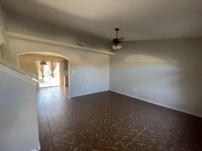 Building Photo - 13934 Vaquero Rock Dr