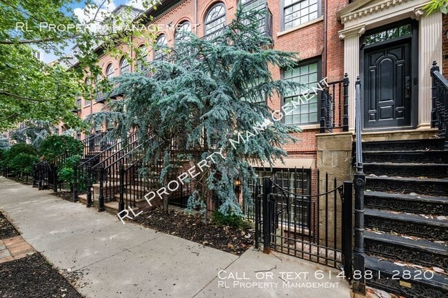 Building Photo - 266 E Gay St