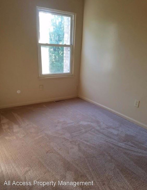 Foto del edificio - 3 br, 1.5 bath House - 4662 Greenwood Drive
