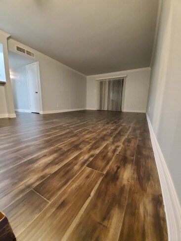 Building Photo - 8417 Hearth Dr