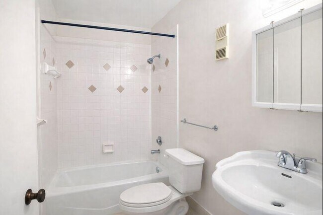 Foto del edificio - 1443 SW 27th Ave