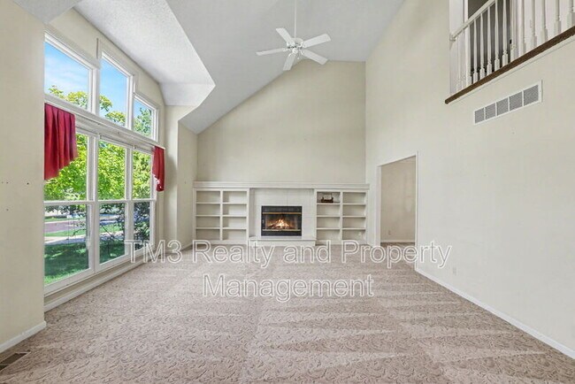 Foto del edificio - 10313 W 131st St
