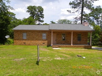 Building Photo - 2694 Barclay Rd