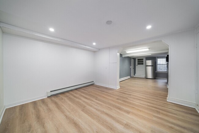 Foto del edificio - 324 Park Ave