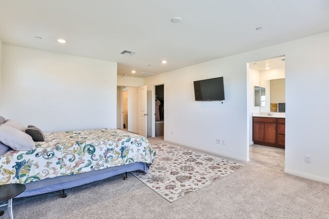 Building Photo - 2465 Bellinzona Pl, 89044
