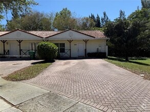 Building Photo - 7620 NW 38th Ct