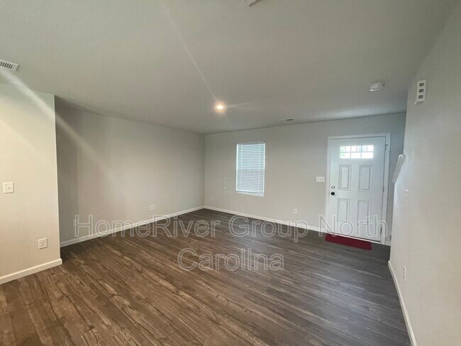 Building Photo - 7418 Irwin Rd