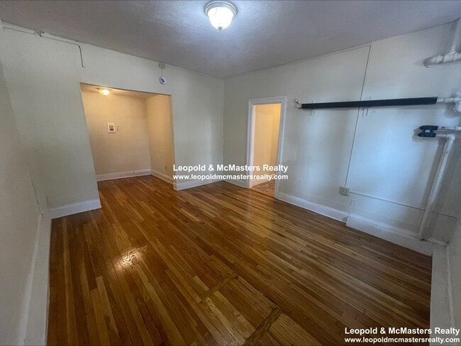 Foto del edificio - 45 Chestnut Hill Ave