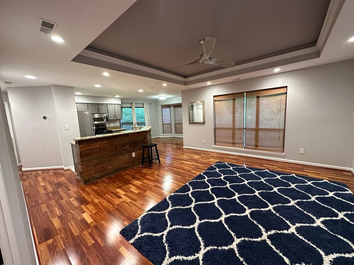 221 New Kent Pl Unit 221, Cary, NC 27511 Condo for Rent in Cary, NC