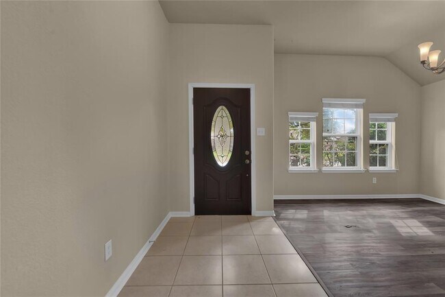 Building Photo - 21467 Rose Mill Dr