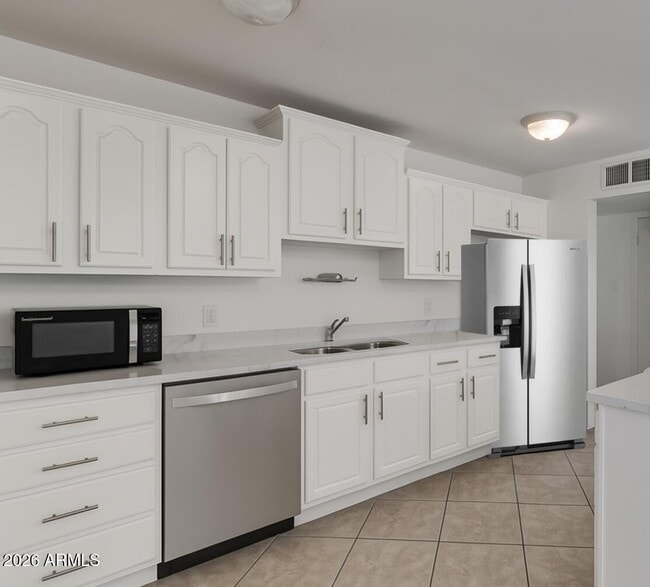 Foto del edificio - 1308 W 6th St