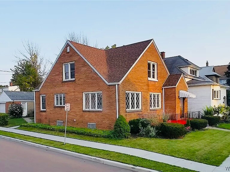 157 Woodell Ave, Cheektowaga, NY 14215 House Rental in Cheektowaga