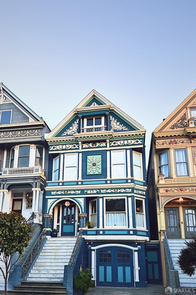 Building Photo - 1315 Waller St