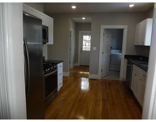 Foto del edificio - 792 Highland Ave
