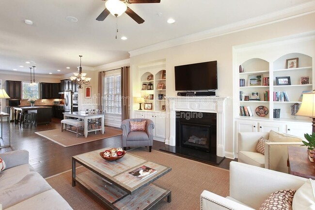 Building Photo - 440 Rose Garden Ln