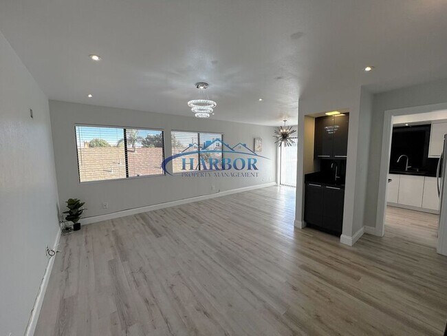 Foto del edificio - 1166 W 22nd St