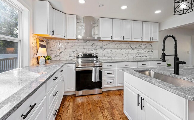 Foto del edificio - 5584 Morning St