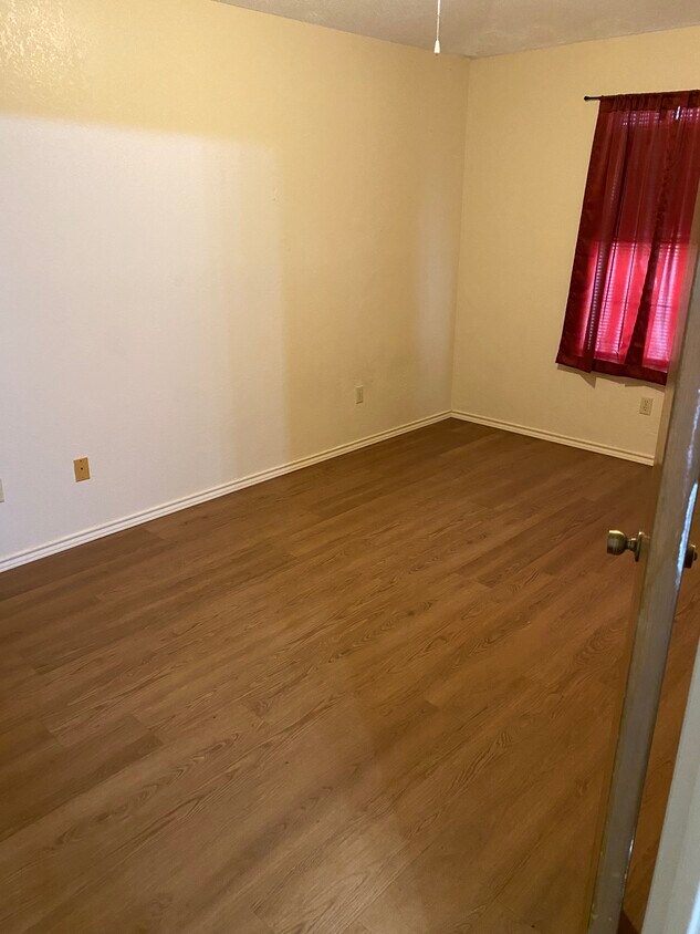 1708 W 4th St Unit C, Weslaco, TX 78596 Apartments in Weslaco, TX