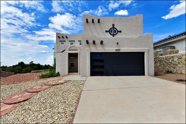 Building Photo - 1401 Maple Ridge Way
