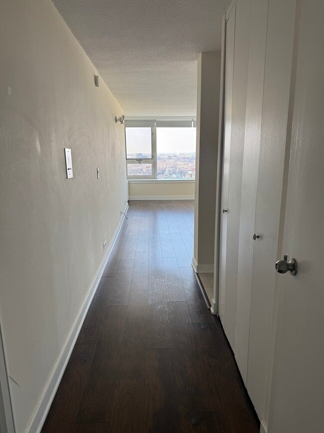 Foto del edificio - 2728 N Hampden Ct