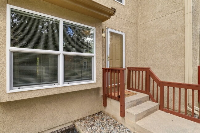 Building Photo - 1949 Bristlecone Dr