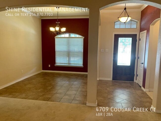 Foto del edificio - 4709 Cougar Creek Ct