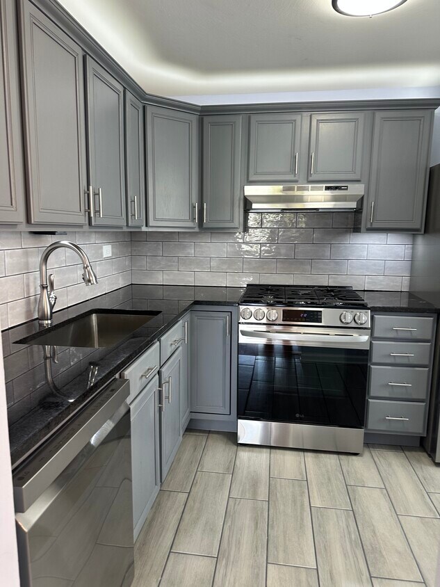 Foto principal - 134 Barcliffe Ln