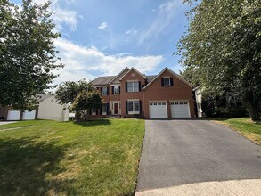 Building Photo - 43799 Abbott Pl