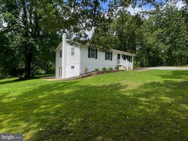 Building Photo - 31 Hamn Ln