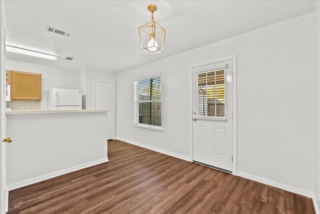 Foto del edificio - 2106 Roatan Calle