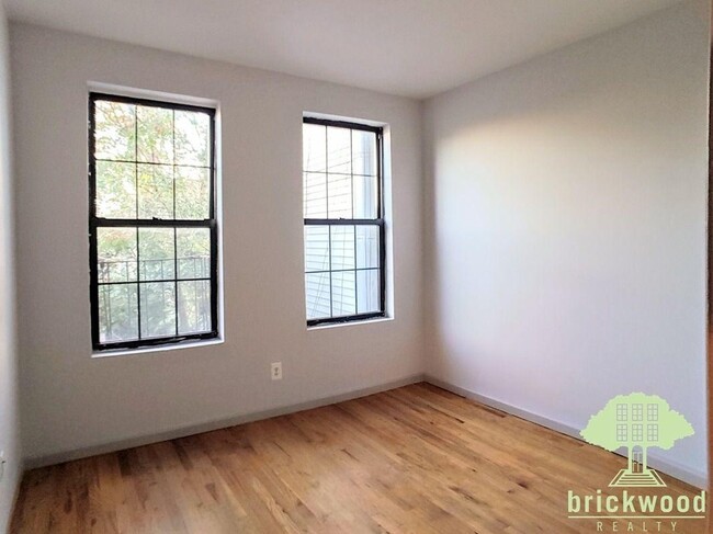 Building Photo - 413 Bushwick Ave