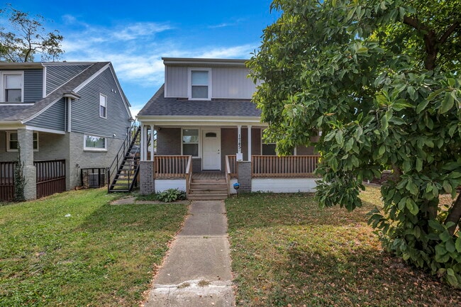 Foto del edificio - 1745 Sullivant Ave