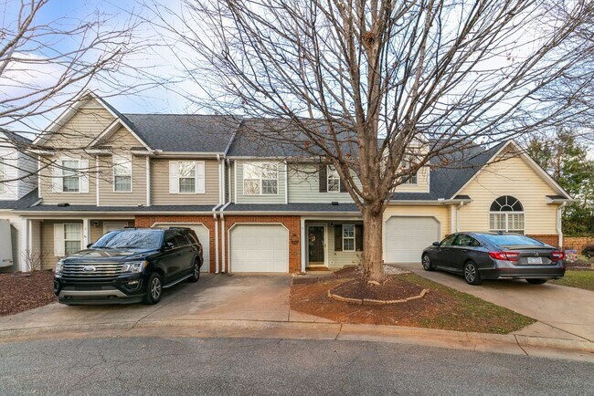 Building Photo - Keswick Place Townhome