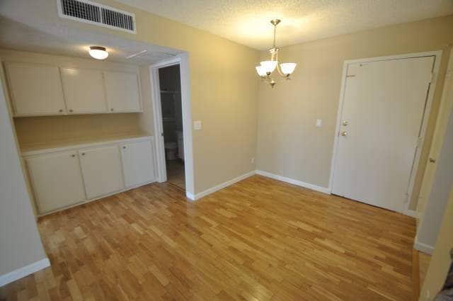 Building Photo - 12249 Oxnard St