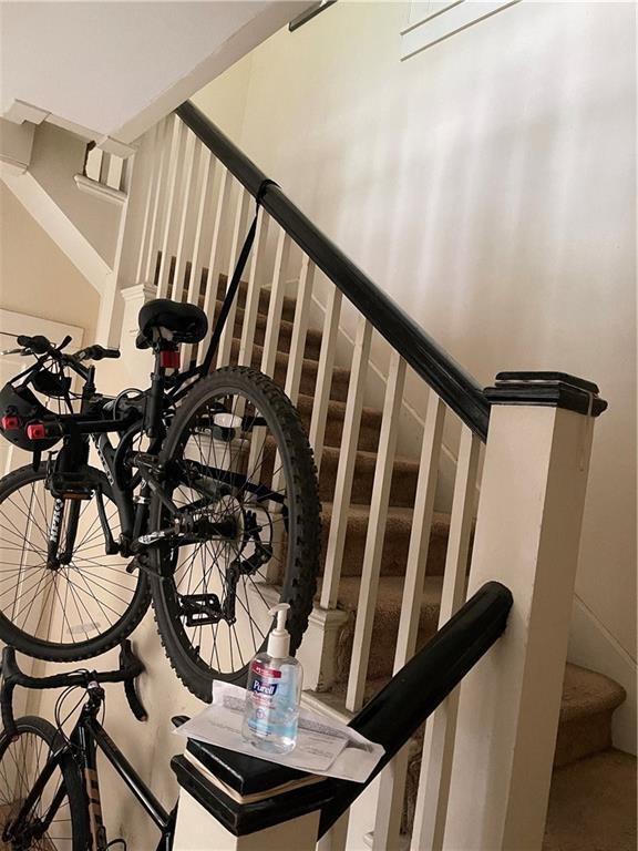 Foto del edificio - 707 Graham Pl