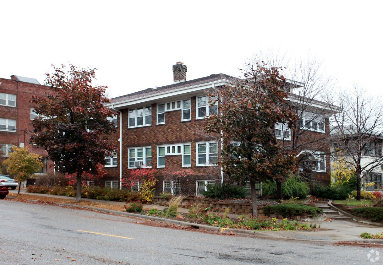 Foto del edificio - 3952-3954 Aldrich Ave S