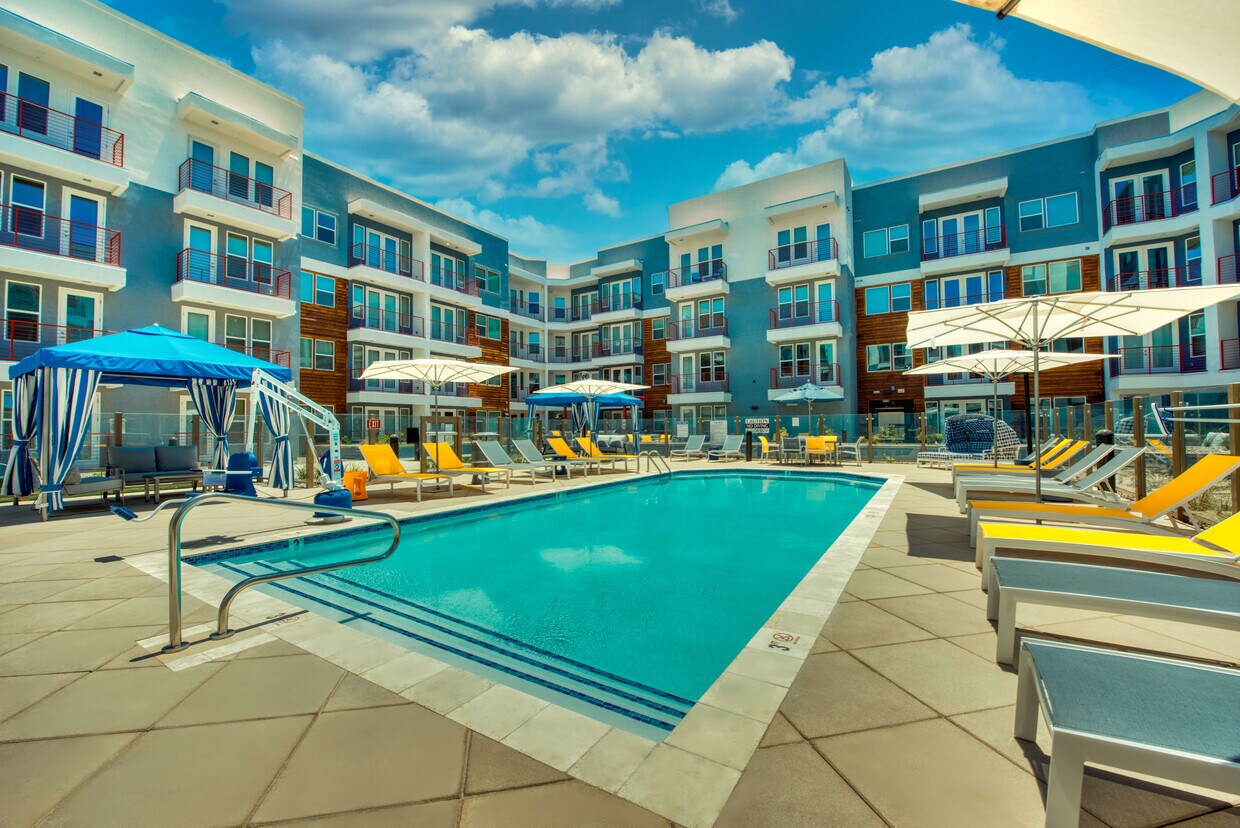 Centra Midtown Apartments 3601 N Central Ave Phoenix, AZ