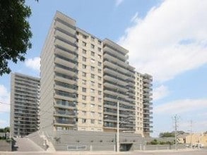 Building Photo - 150 Darling