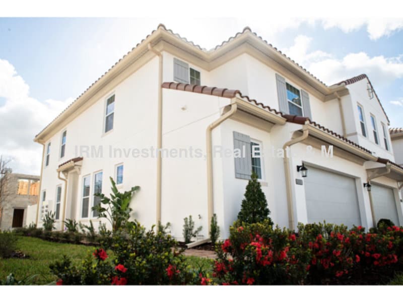 Primary Photo - 3 bed 2.5 bath townhome 2 car garage