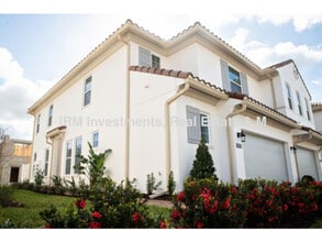 Building Photo - 2771 Bolzano Dr