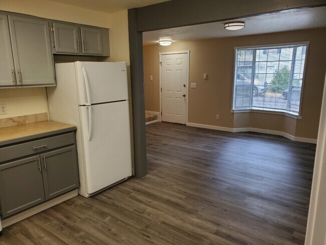 Foto del edificio - 821 Kaiser Rd NW