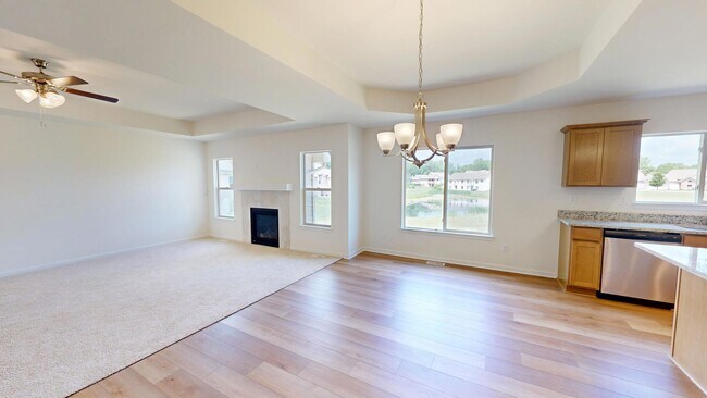 Foto del edificio - 5391 Swan Dr