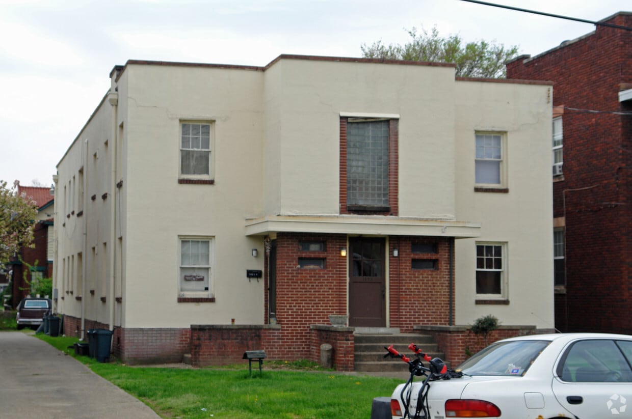 Building Photo - 1623 Quarrier St